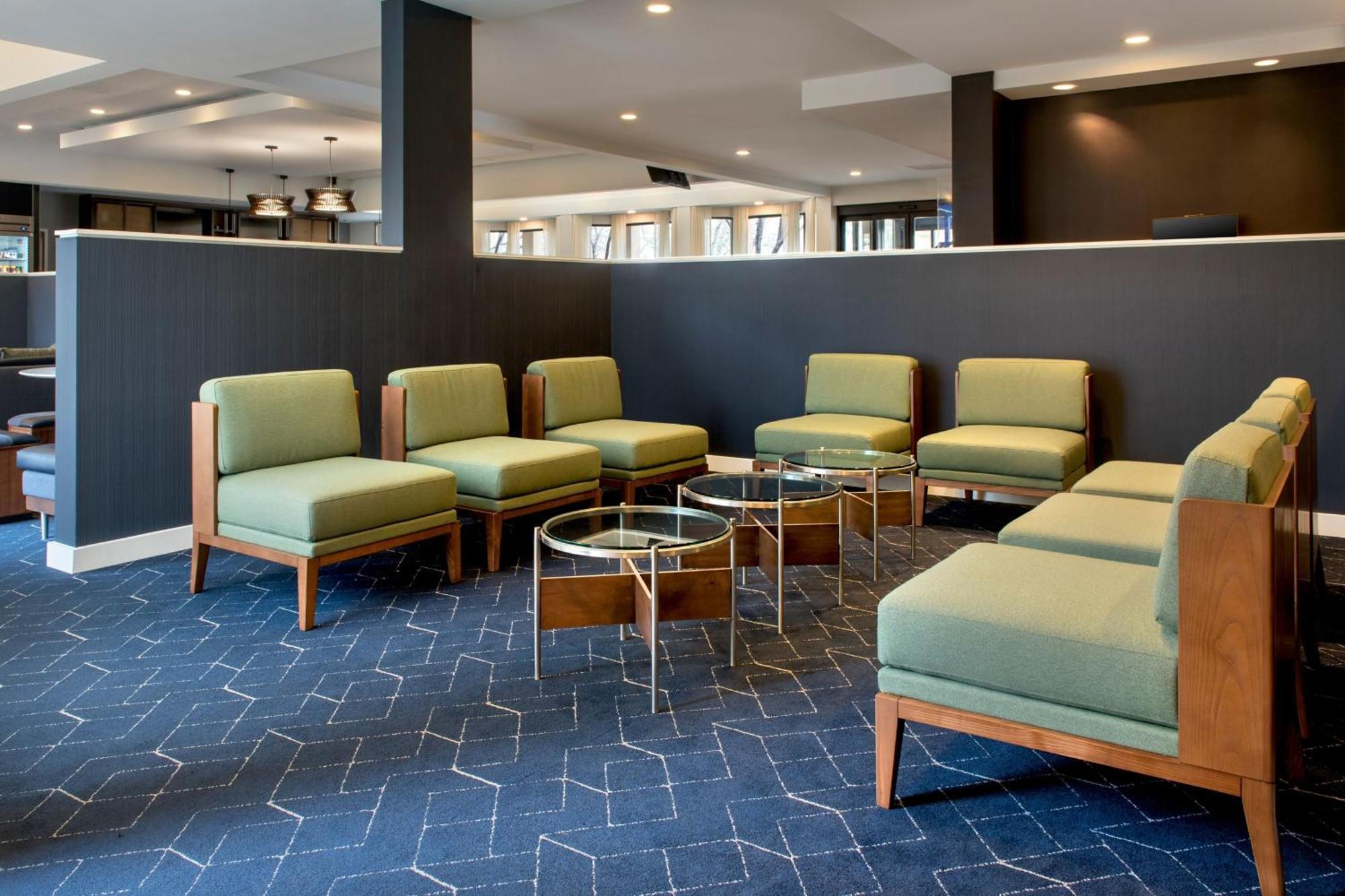 Courtyard By Marriott Baltimore Хънт Вали Екстериор снимка