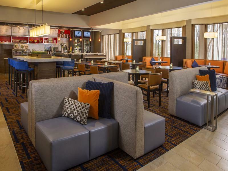 Courtyard By Marriott Baltimore Хънт Вали Екстериор снимка