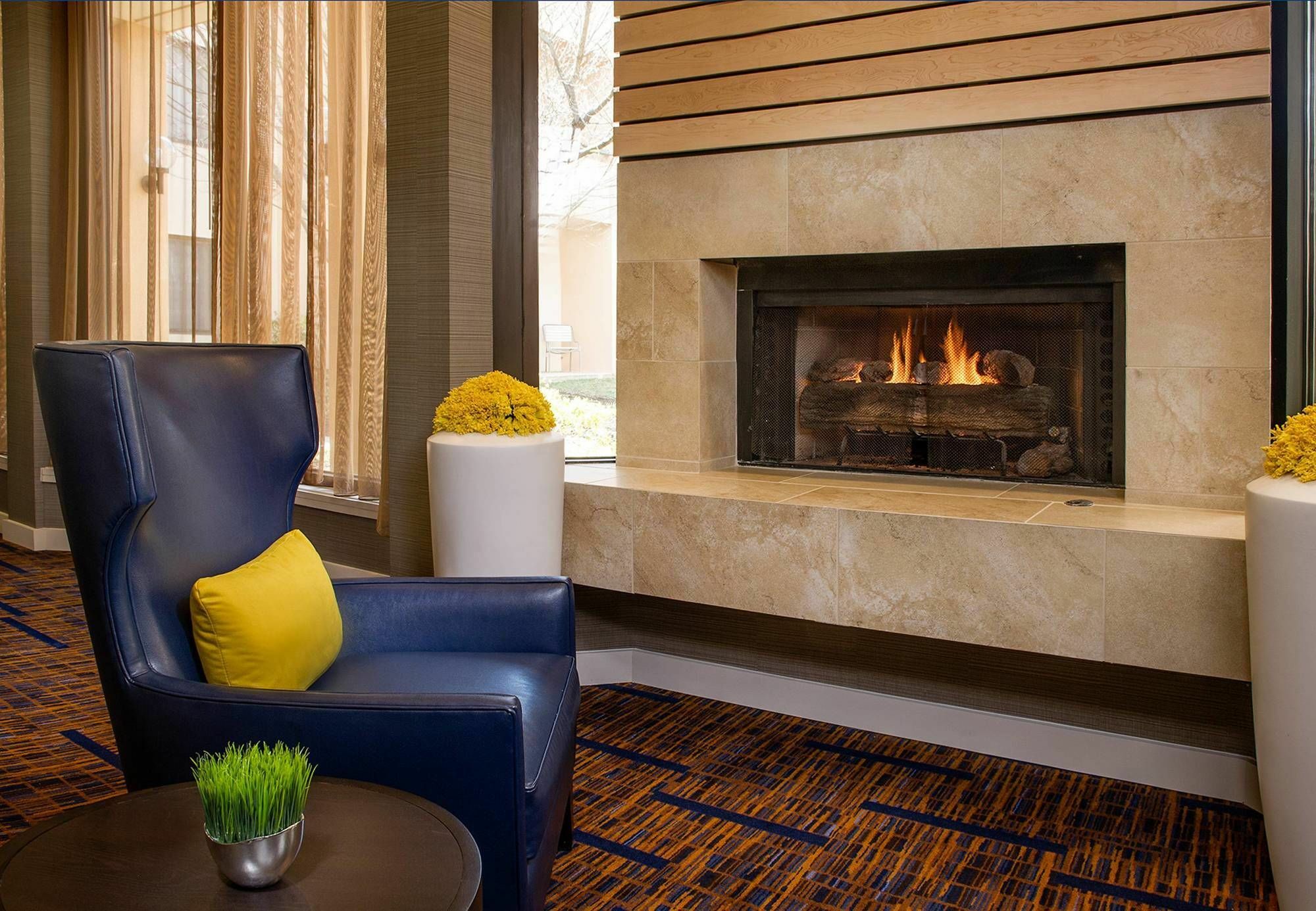 Courtyard By Marriott Baltimore Хънт Вали Екстериор снимка